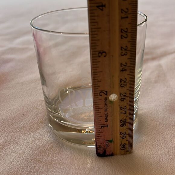 Crystal Cruises Rocks Glass 8 Oz 1 1/2 In Tall 3 Inches Round Clear White Letter - Picture 3 of 5